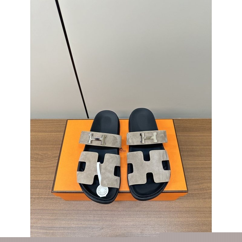 H**mes slippers